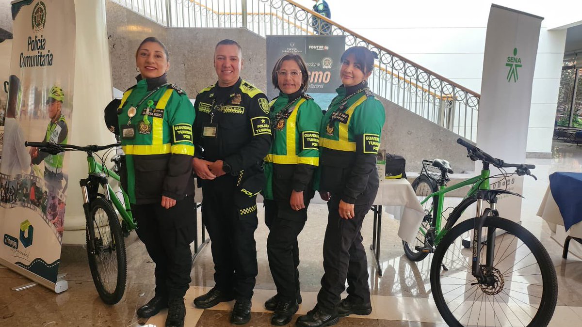 PCMMEBOGOFICIAL's tweet image. #AEstaHora nos encontramos en el 5° Congreso de Seguridad Turística, representados por nuestros Guardianes del Turismo y Patrimonio Nacional Senior.
¡Comprometidos con un turismo seguro y responsable!

#GuardianesDelTurismo #TurismoSeguro #SeguridadTurística #PatrimonioCultural