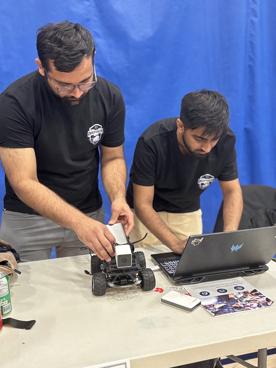 HumberToday's tweet image. .@HumberPoly students developed their programming skills while experimenting with Artificial Intelligence through the AWS DeepRacer competition that had them programming and racing a scale race car.
Read more in Humber Today: bit.ly/44hnacA
@HumberAppTech