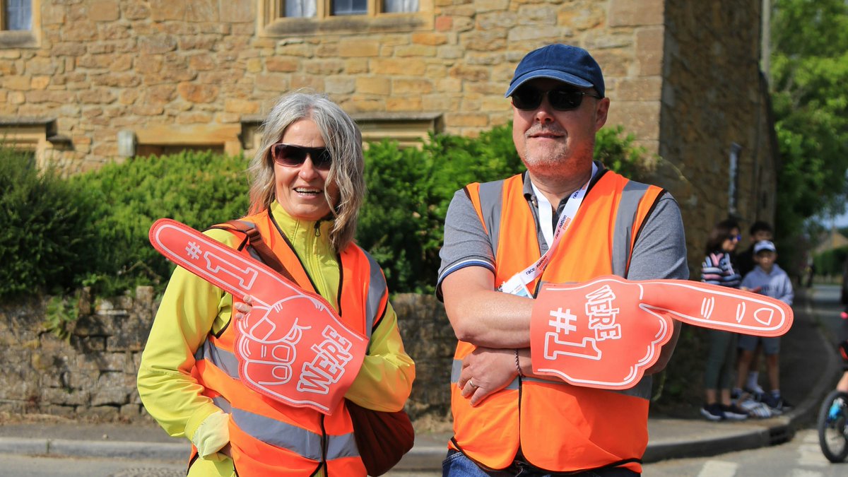 Still buzzing from Martock 10k? So are we! 

Here are just a few of our favourite moments from the official pics: Full of finish line smiles, high-fives, &amp; A LOT of Somerset sunshine! 

Find all the official photos here👉geosnapshot.com/e/martock-10k-…