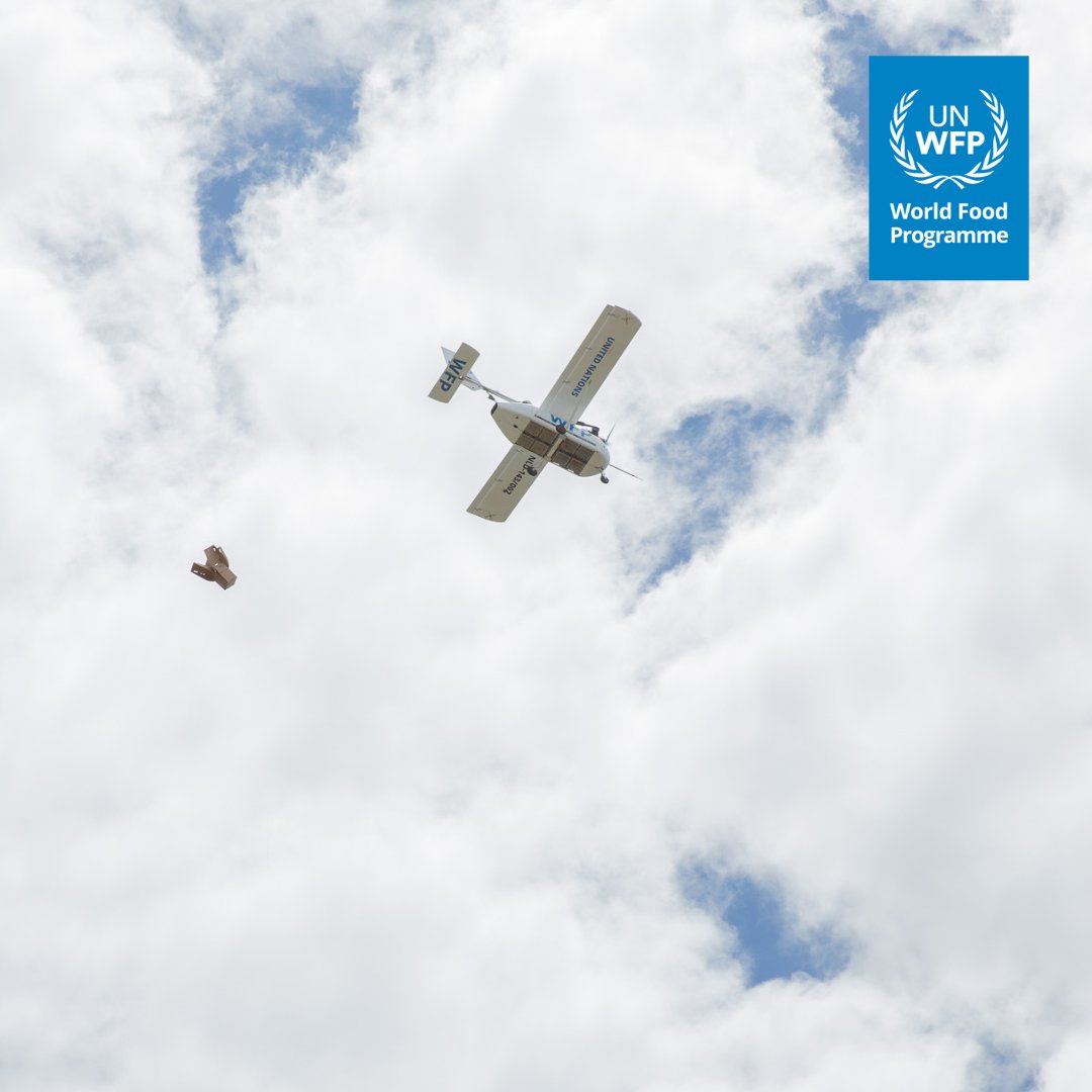 WFP_UNHAS's tweet image. #FactFriday
The use of Unmanned Aircraft Systems #UAS for last-mile delivery aims to increase operational efficiency by reducing delivery times & costs compared to traditional methods, making humanitarian assistance more efficient and sustainable.