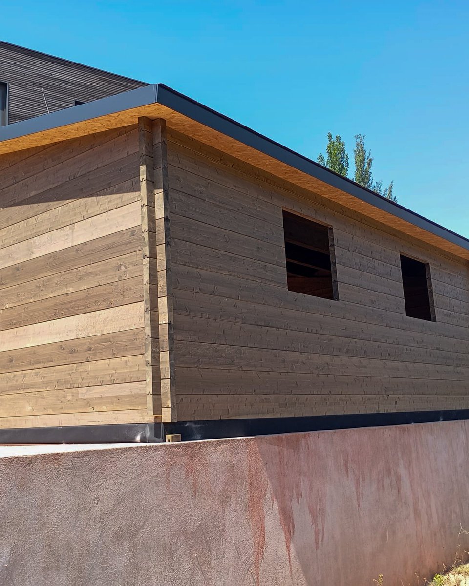 fustesgraus's tweet photo. 🪵 Garatge de #fusta a mida amb tots els seus acabats i detalls.

#FustesGraus #EstructresDeFusta #Arquitectura https://t.co/DapGK78glh