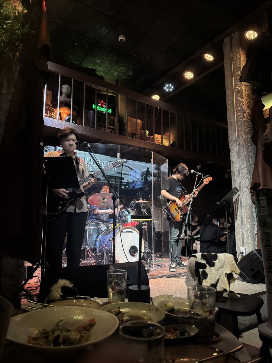 chum #ลาดพร้าว