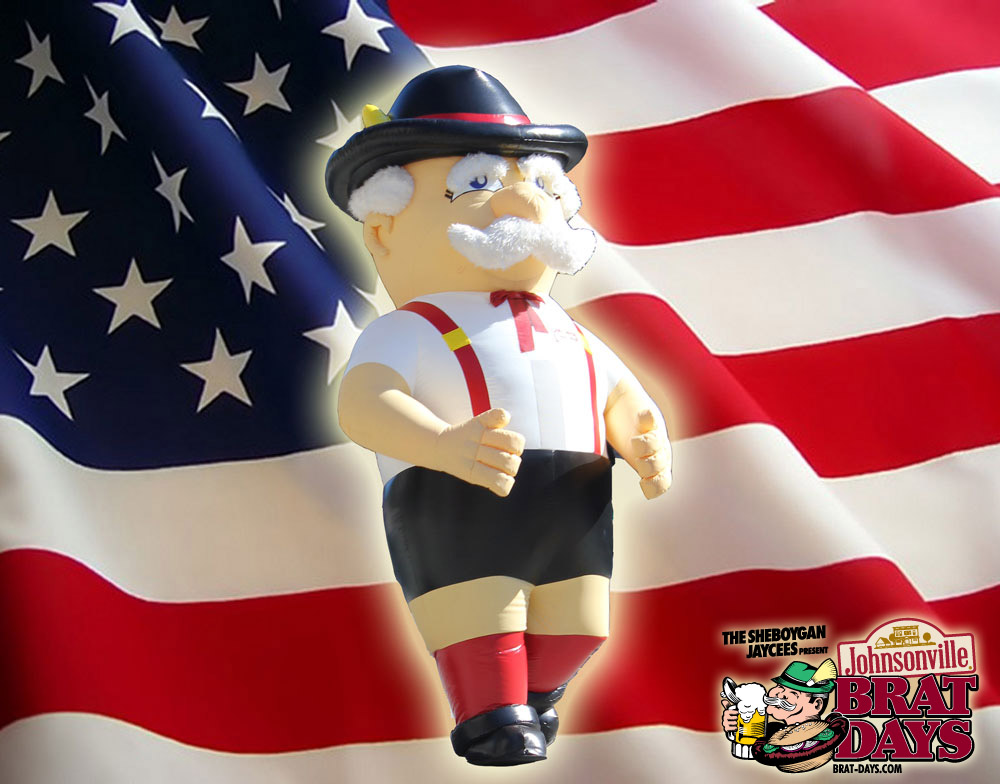 🎉🇺🇸🇺🇸 Come say hello to the #Bratmeister and Team #BratDays at the #Sheboygan #4thofJuly parade starting at 9:00 am today!