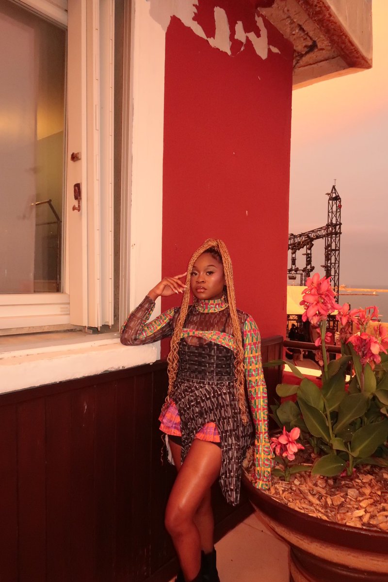 🌷✨

Makeup: HausofBianca
Styling: <a href="/therichmnisi/">Rich Mnisi</a>