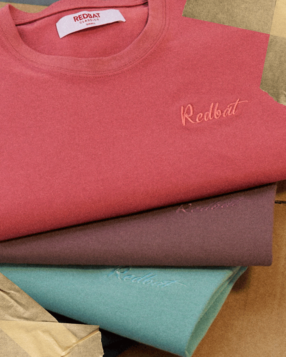 Not built to blend in.
New season. New drop. New level.

Redbat Classics Men's &amp; Women's Crew Tees at R159.95 in-store, Bash mobi app &amp; online: bit.ly/4kjt0iJ

#Coldwnter #RedbatEssentails #WinterEssentials #ColdWntrDrop