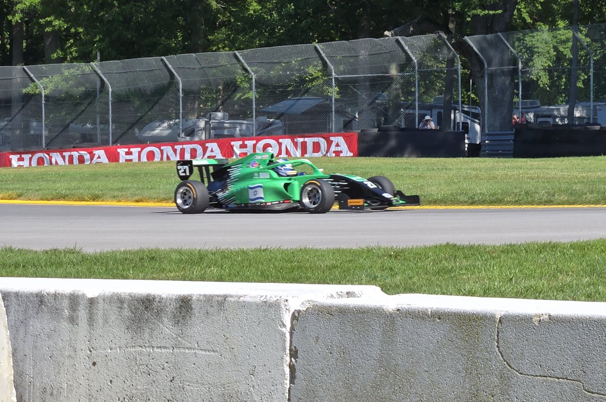 pmacuch's tweet photo. @VividProwess #GodBlessTheUSA #GodBlessIsrael #Indycar #USFJuniors https://t.co/uoD0CIxO6e