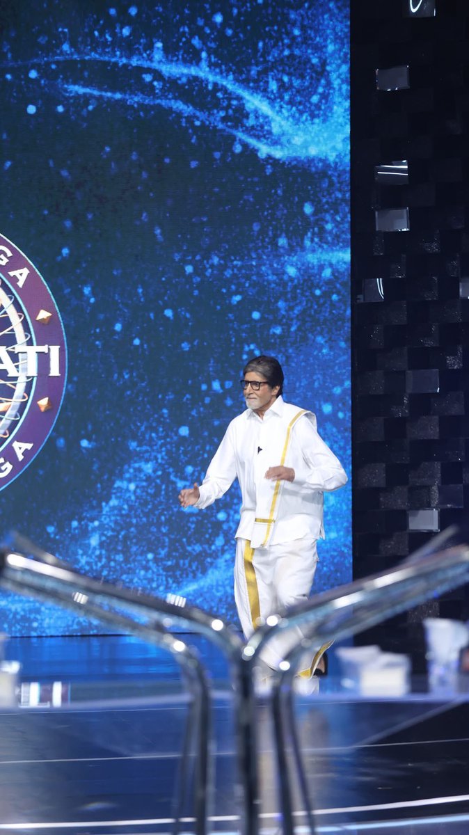 ashokmistry4545's tweet photo. One right answer, and life changes forever.
That’s the power of KBC — and the aura of Big B.
#AmitabhBachchan #25YearsOfKBC
@SrBachchan Sir The BOSS https://t.co/3lIZcPdQjS