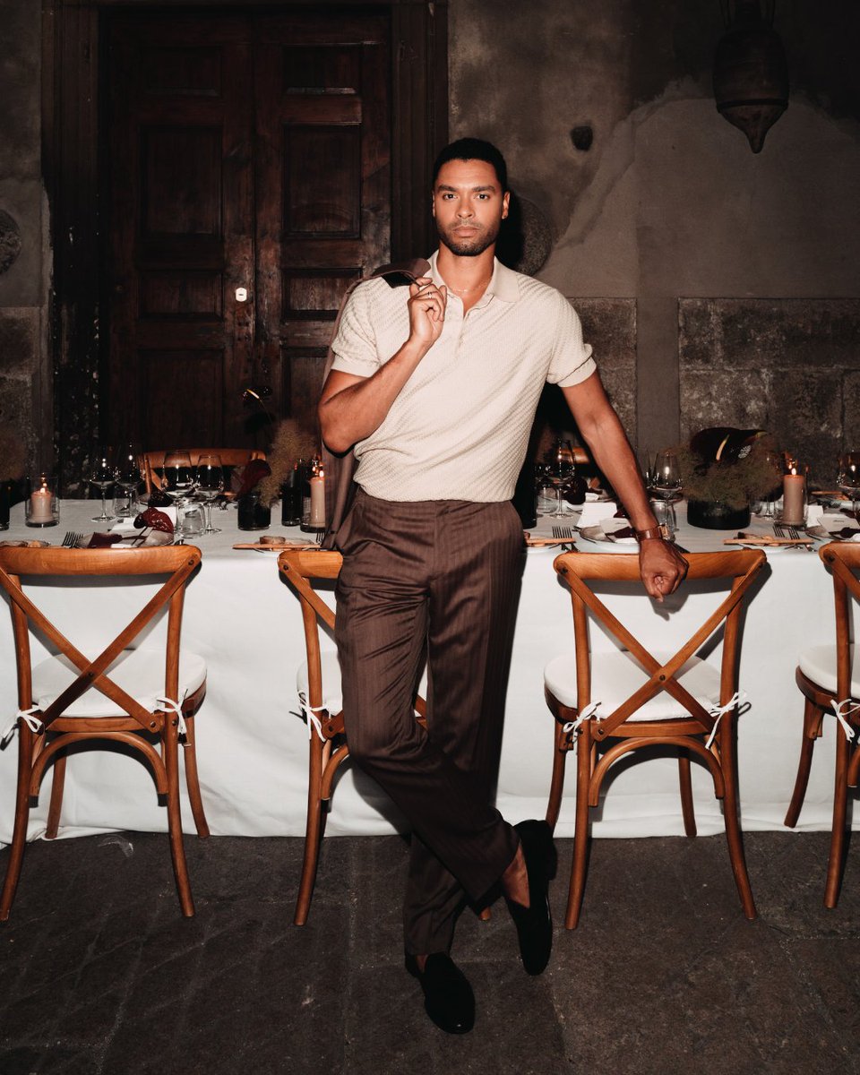Kering unveils <a href="/brioni/">.</a>’s Spring/Summer 2026 collection at Palazzo Stampa di Soncino.

An exhibition of excellence. Brioniintroduces SS26 with an exploration of craftsmanship and an intimate dinner within the refined rooms of Palazzo Stampa di Soncino.

#Brioni #BrioniSS26