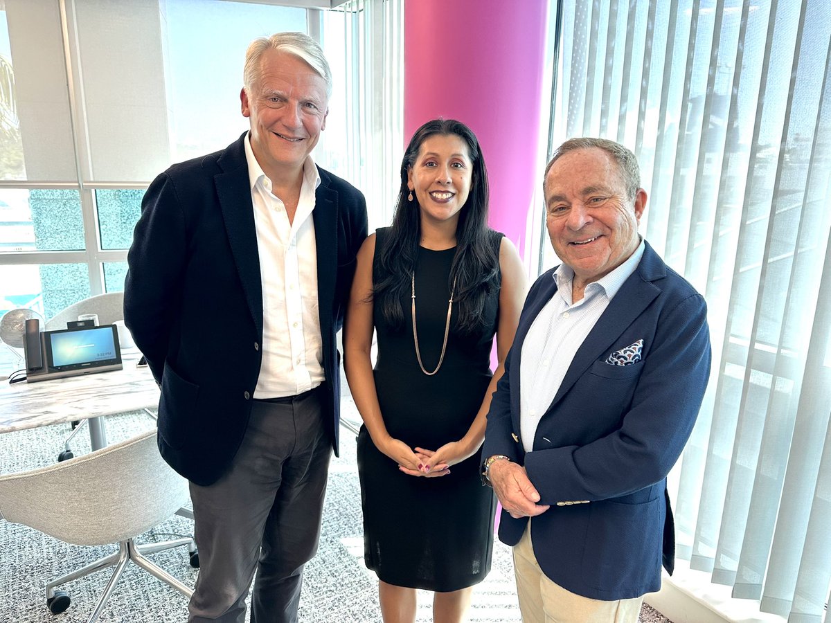 Mosaic Insurance (@mosaic1609) on Twitter photo 🇧🇲 🇺🇸 Honored to have Bermuda’s US Consul General Antoinette Hurtado pay a visit to our HQ this week. It was a pleasure for our CEOs <a href="/MitchBlaser/">Mitch Blaser</a> <a href="/WheelsBda/">Mark Wheeler</a> to discuss Mosaic’s story, local issues & her priorities 🤝 🇧🇲 🇺🇸 Honored to have Bermuda’s US Consul General Antoinette Hurtado pay a visit to our HQ this week. It was a pleasure for our CEOs <a href="/MitchBlaser/">Mitch Blaser</a> <a href="/WheelsBda/">Mark Wheeler</a> to discuss Mosaic’s story, local issues & her priorities 🤝