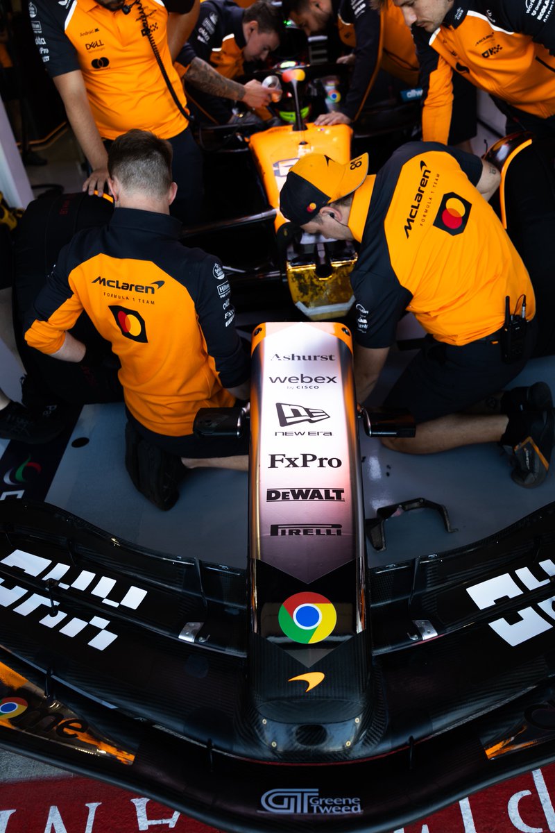 McLarenF1's tweet image. Pushing hard 👊🇬🇧

#McLaren | #BritishGP