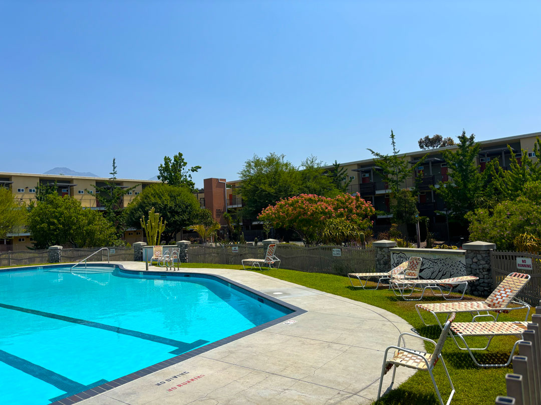 In observance of the Fourth of July, Pitzer College administrative offices are closed today. Cheers to pleasant summer vibes this weekend! ☀️ 😎