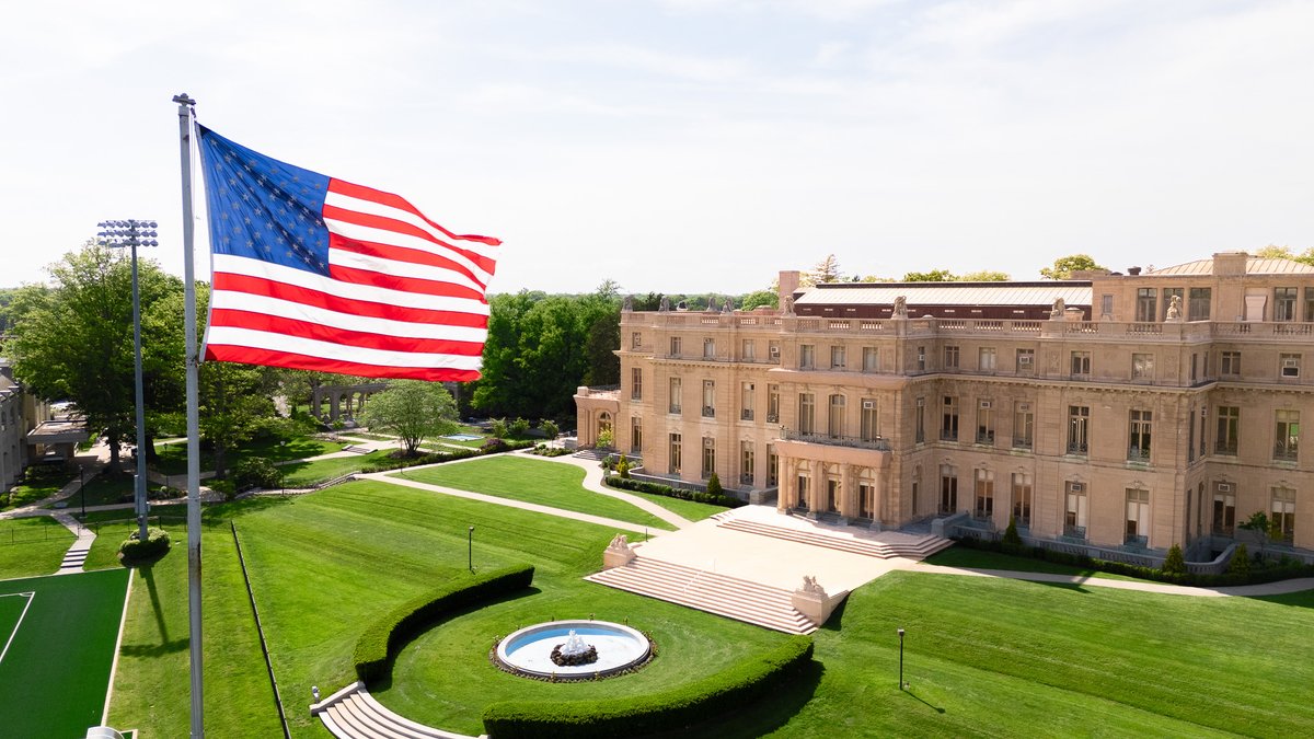 Honoring our country’s freedom this #FourthOfJuly! 🇺🇸 Wishing you a safe and fantastic holiday, #HawkFamily. 💙