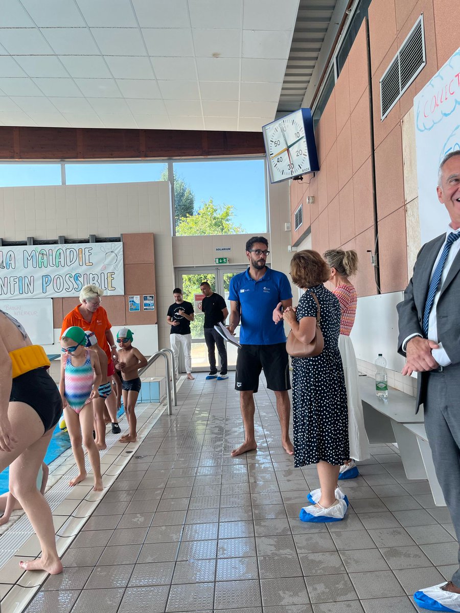 🏊‍♂️ Prévention des #noyades

Hier matin, la DRAJES-SDJES 45 était à Beaugency lors d'une formation de surveillants de baignade à l'aisance aquatique ! 

➡️ Valérie Dautresme, DASEN du Loiret, était présente afin de constater la mise en place du dispositif à destination des jeunes.