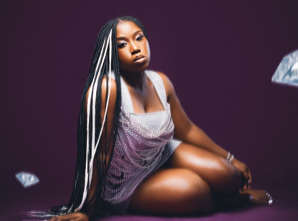 Ghanaian singer-songwriter @AkuaMusic is proud to announce the release of ‘I Surrender’, a captivating new single that blends the timeless rhythms of Afro-Highlife with smooth, heartfelt vocals.

 buff.ly/KTRPDIa