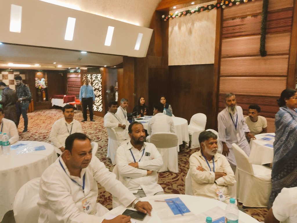 AjmalKhanINC's tweet image. Powerful people get talked about. 
Weak ones do the talking.

#Politics  #StandWithCongress