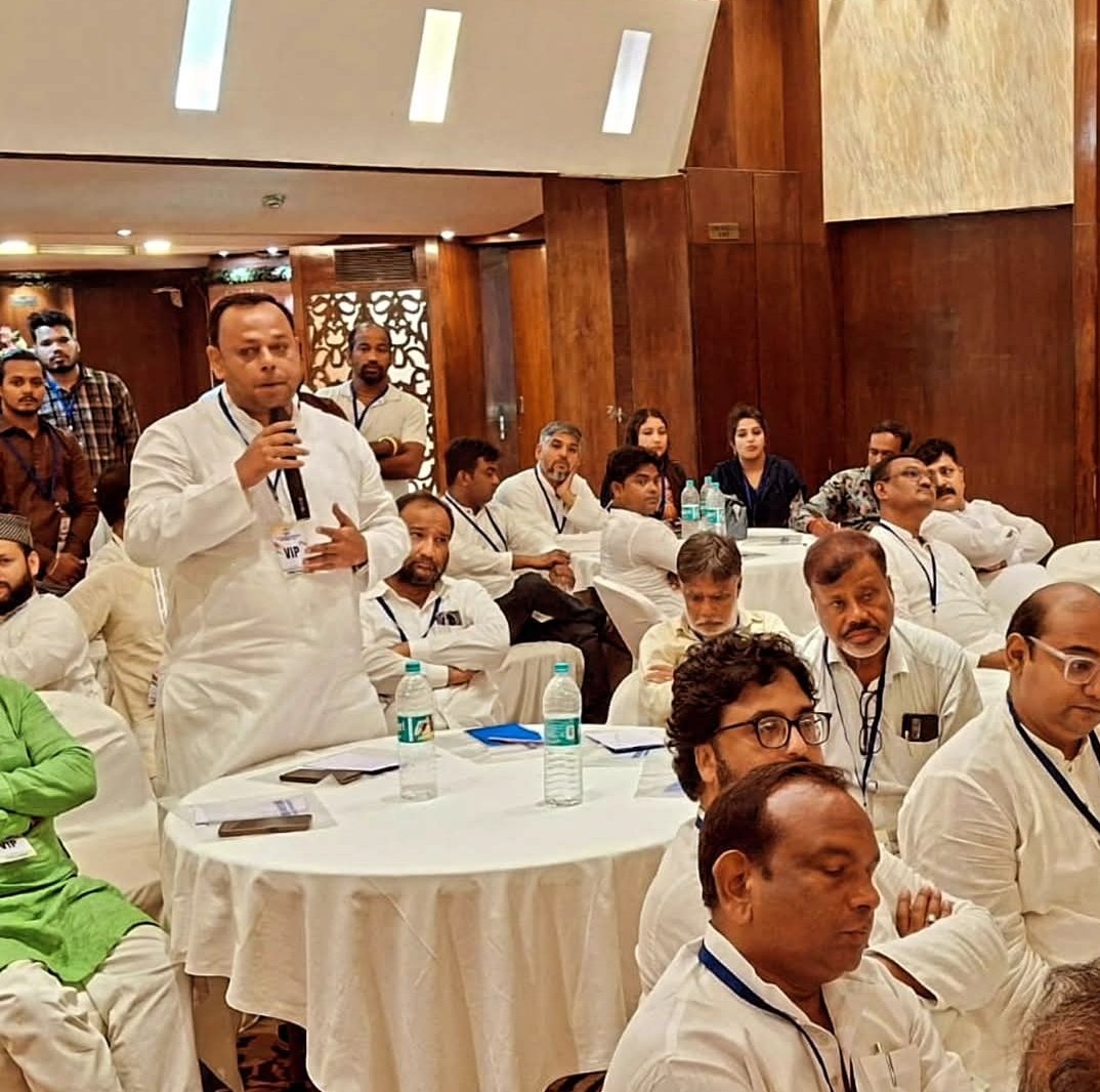 AjmalKhanINC's tweet image. Powerful people get talked about. 
Weak ones do the talking.

#Politics  #StandWithCongress