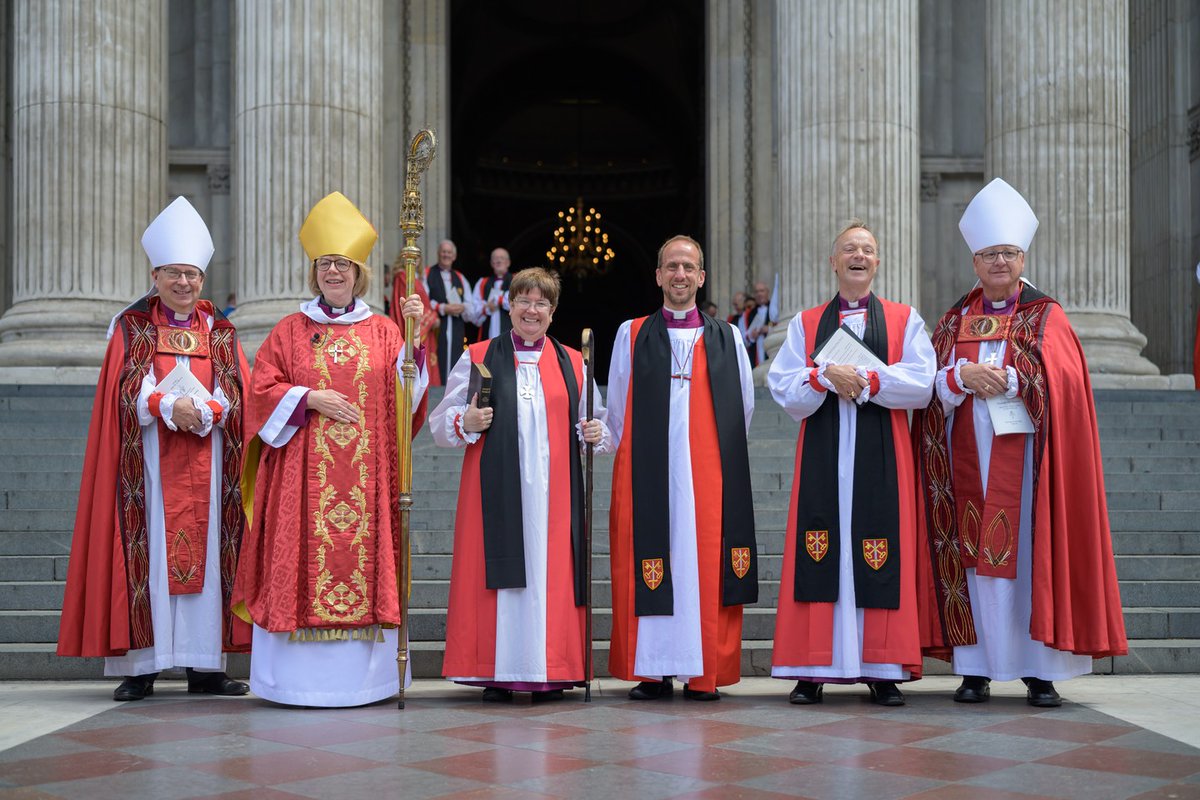 OfficeofABC's tweet image. +Sarah consecrated +Moira as the new Bishop of Crediton yesterday. 

In a service @StPaulsLondon, +Moira was joined by her friends, family, and other senior Bishops from across the northern and southern provinces.

[Photo Credit: Graham Lacdao / St Paul's Cathedral]