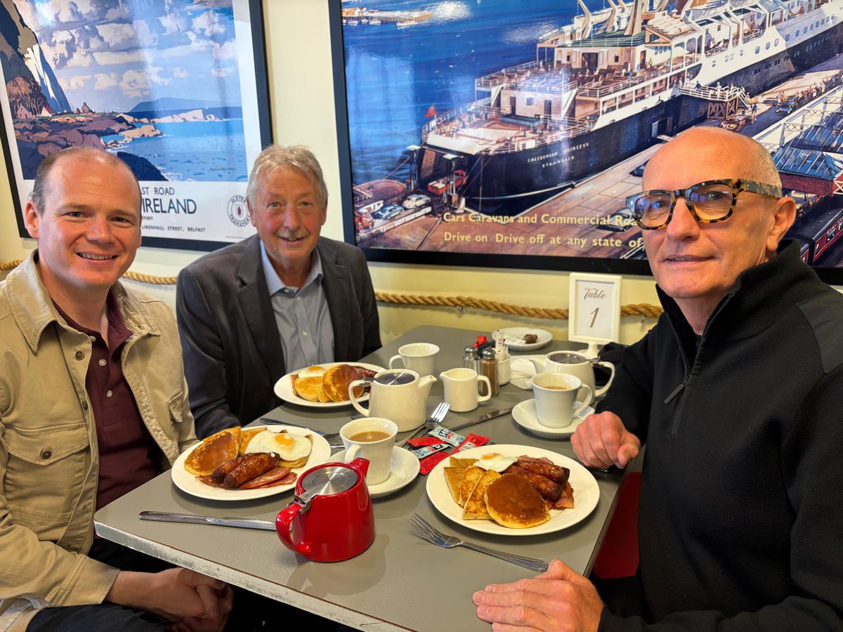 HospUlster's tweet image. THE FRIDAY FRY. Catching up with @eastantrimmp and @gordonlyons1 to discuss the challenges facing hospitality businesses, including VAT, Rates and the extra costs due to the Windsor Framework. Put simply, hospitality accounts for four out of every five jobs in tourism and takes…