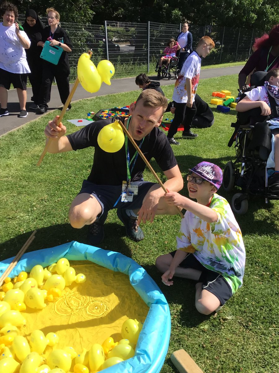 GreenFoldSchool's tweet image. Our year 6 children are super excited to join @FirwoodSchool in September - thank you for inviting us to your festival today, we had an amazing time!! ππ€©βοΈ
#Transition
#KS3
#BASS