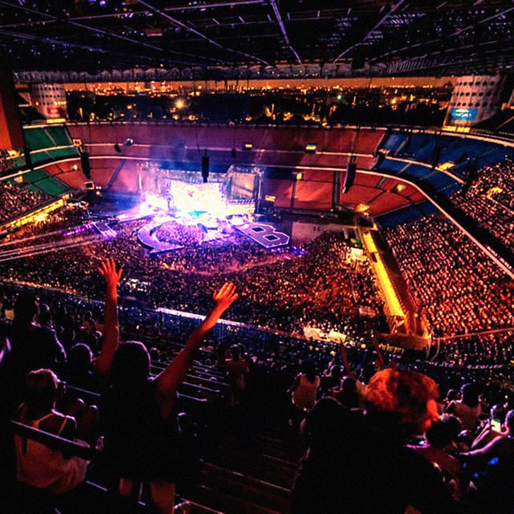 BienvenidoLPAR's tweet photo. SAN SIRO✨
04 de julio de 2019📅
#LauraPausini y #BiagioAntonacci se presentan en el estadio San Siro con el tour #LB2019 🌍 https://t.co/kf7rGGsRfO