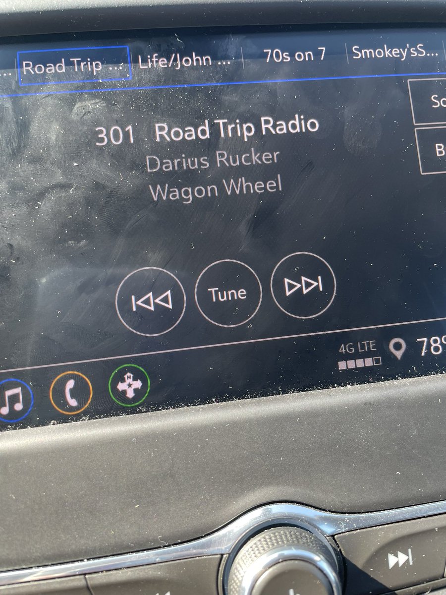 GirlFromThe216's tweet photo. Happy 4th of July y’all @dariusrucker @406Northlane @AnnexBar https://t.co/FhFuKUOyUd
