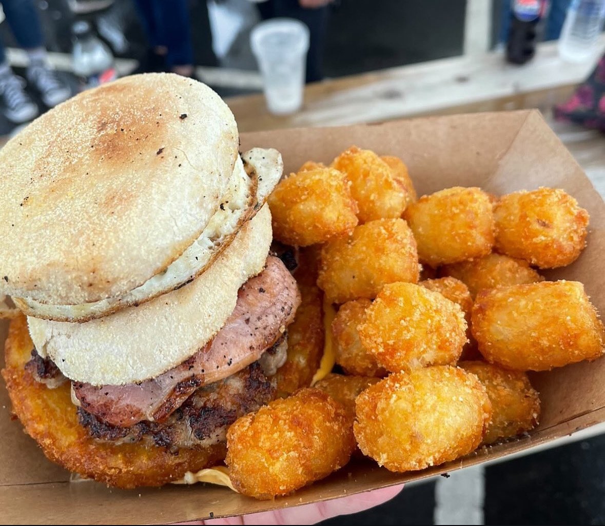 SportScran's tweet image. Breakfast muffin and tater tots at @burtonalbionfc
💷 £10 ⚽️