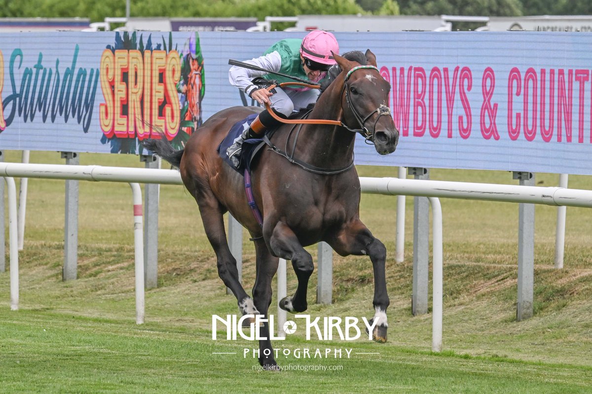 Nigel Kirby Photography (@nigekirby) on Twitter photo GRAN DESCANS wins The Play At The Races Stableduel Novice Stakes at <a href="/DoncasterRaces/">Doncaster Racecourse</a> for Roger Charlton and <a href="/trevor_whelan3/">Trevor Whelan</a> for <a href="/JuddmonteFarms/">Juddmonte</a> GRAN DESCANS wins The Play At The Races Stableduel Novice Stakes at <a href="/DoncasterRaces/">Doncaster Racecourse</a> for Roger Charlton and <a href="/trevor_whelan3/">Trevor Whelan</a> for <a href="/JuddmonteFarms/">Juddmonte</a>