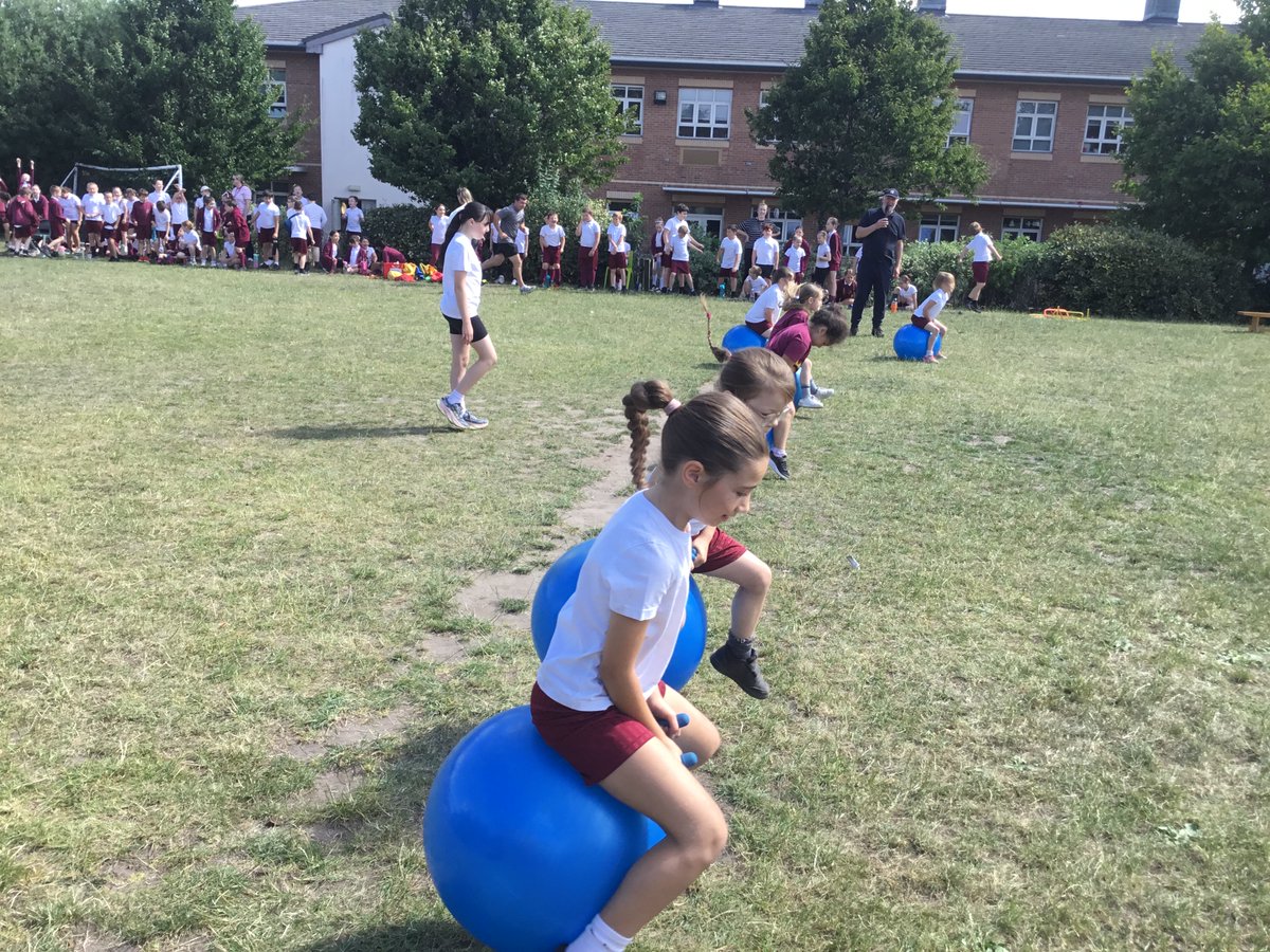 RimroseHope's tweet photo. 1/2B had a fab time taking part in Sports Day today #takingpart #funtimes #sporty https://t.co/MAwbY2mv3f