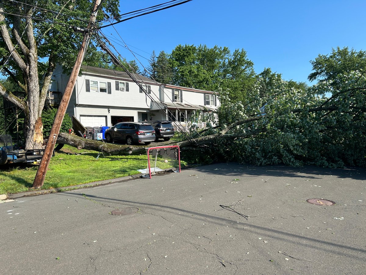 Eversource CT tweet media