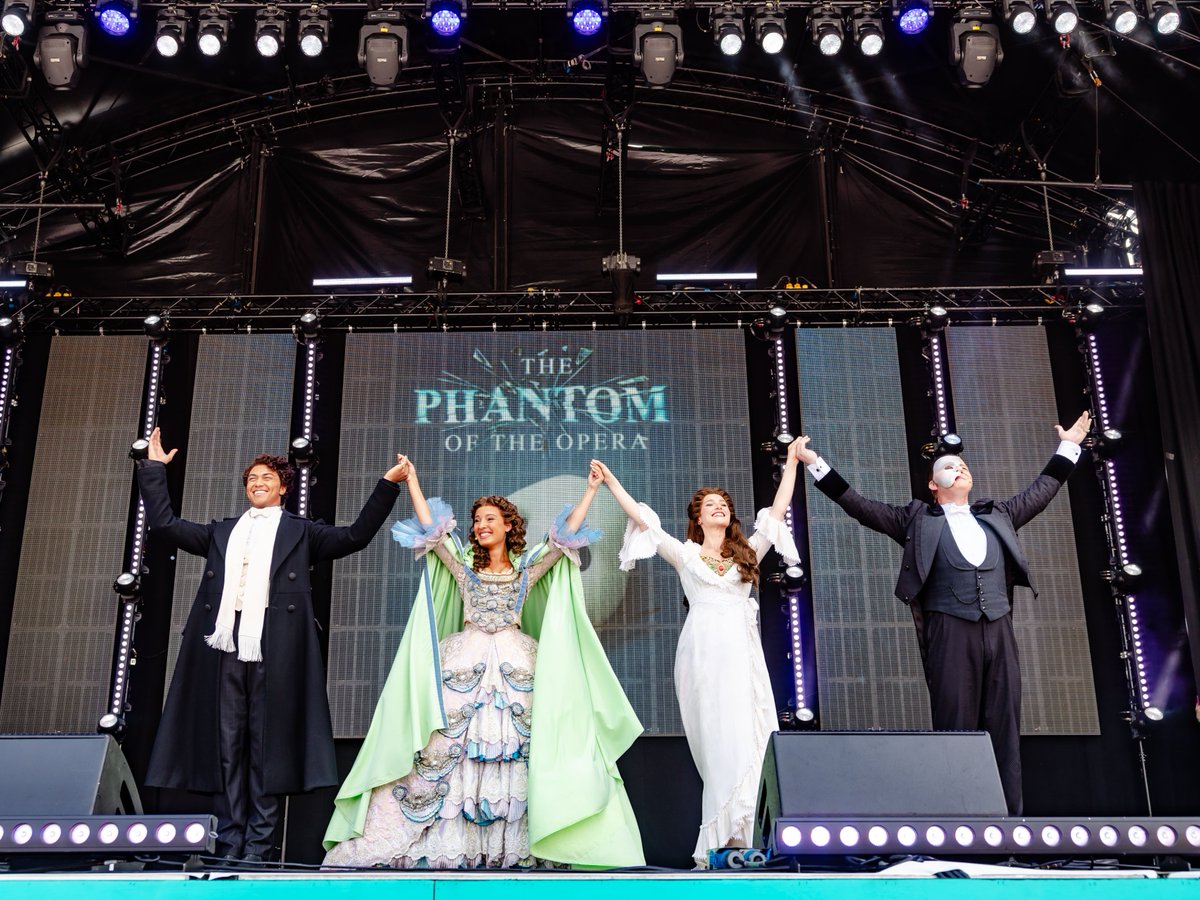 PhantomOpera's tweet image. It was an unparalleled delight performing at @westendlive ☀️
We truly savoured each sensation!
Watch the full performance: bit.ly/448V9nw
#PhantomLondon #WestEndLIVE
📸 Danny Kaan