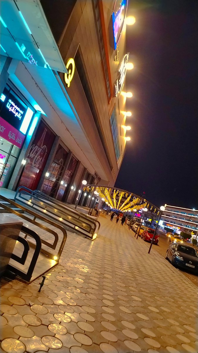 جمعه مباركه عليكم احبتي الطيبين اسال الله توفيقه ورضوانه وبركاته وسعه ارزاقه الواسعه لقلوبكم العطرة🌸✨🪷☺️🌺تمنياتي لكم بسعادة وراحه البال من العاصمة بغداد الحبيبة ارسل اليكم كامل تحياتي وسلامي 🇮🇶الله يحفظكم