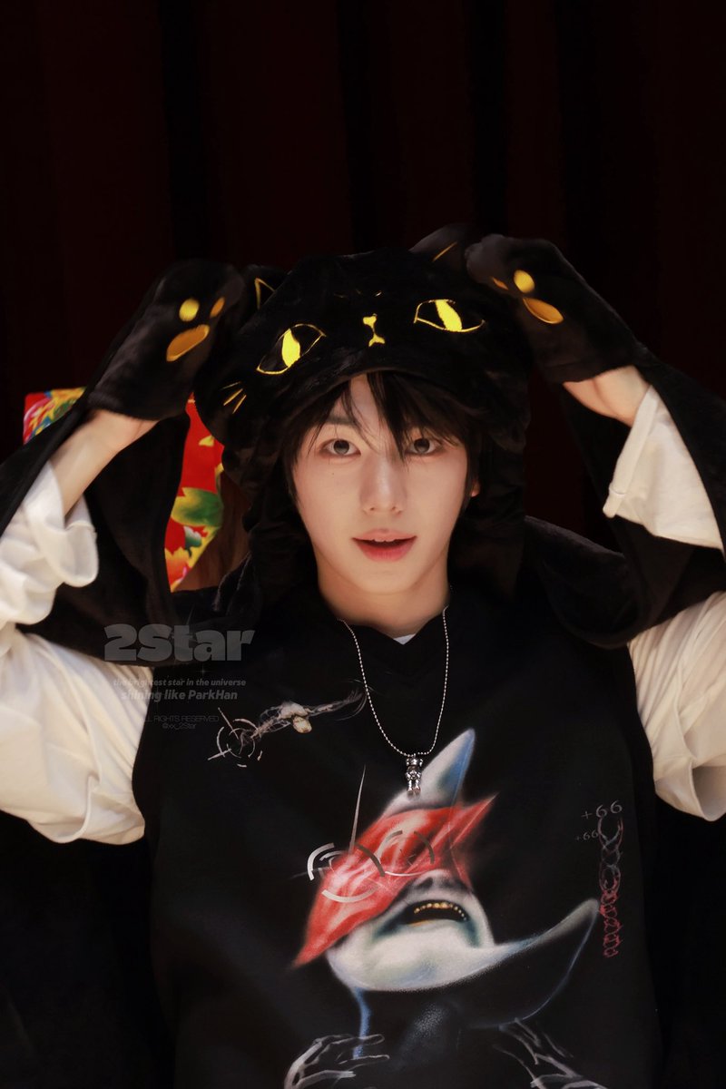 20250704 점프업 대면

🐈‍⬛

#박한 #PARKHAN #HAN
#아홉 #AHOF