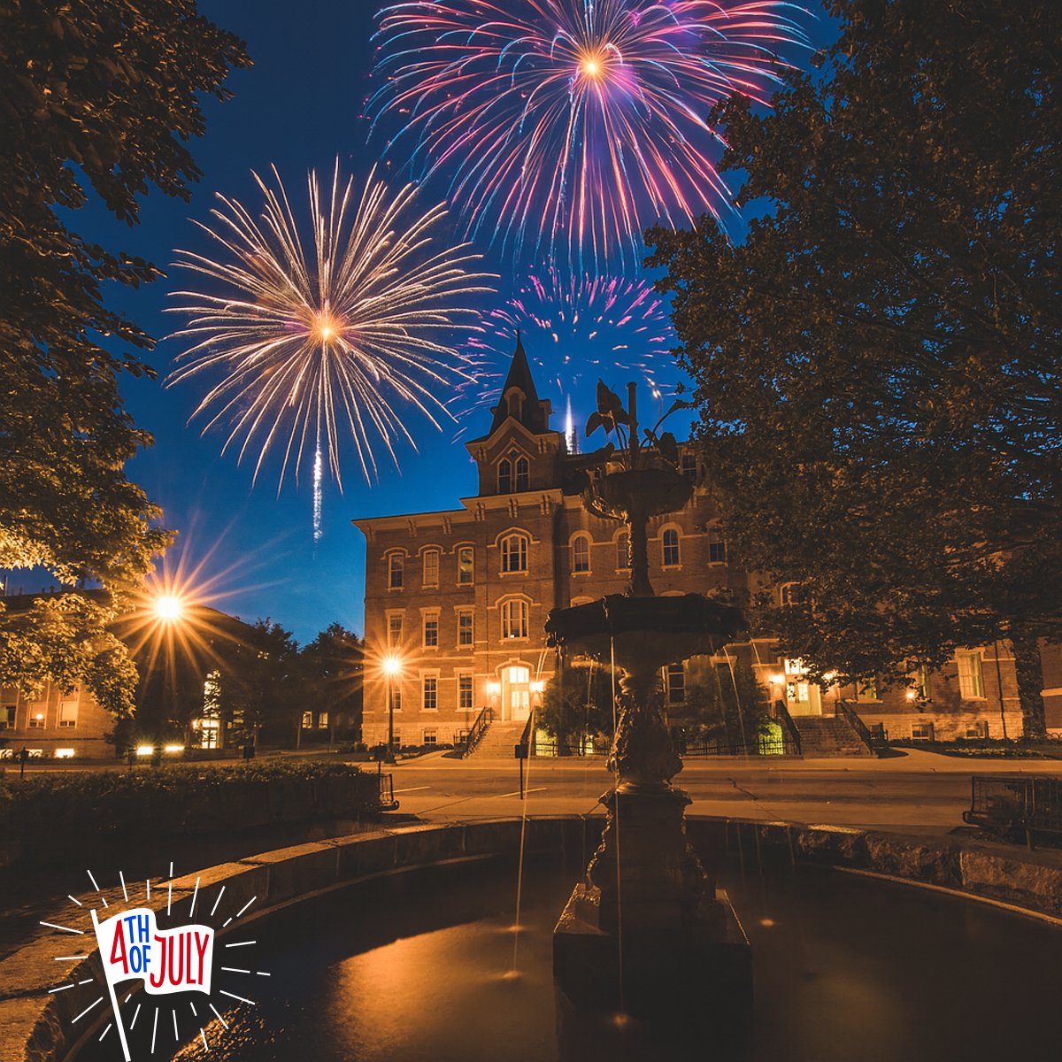 PUCancerInst's tweet image. Wishing everyone a happy 4th of July!
Stay safe as you celebrate 🎉 🎇  #July4th