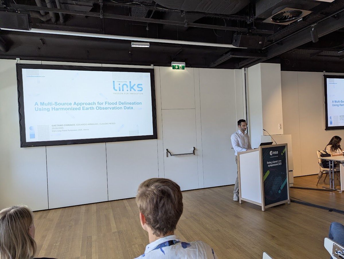 unicornprojEU's tweet image. #UNICORNproject at European Space Agency - ESA #LivingPlanetSymposium 2025 🛰️
lps25.esa.int
We&apos;re excited to share highlights from our participation at #ESA&apos;s Living Planet Symposium 2025 in #Vienna.

The #AI, Data &amp;amp; Space team from Fondazione LINKS Foundation presented…