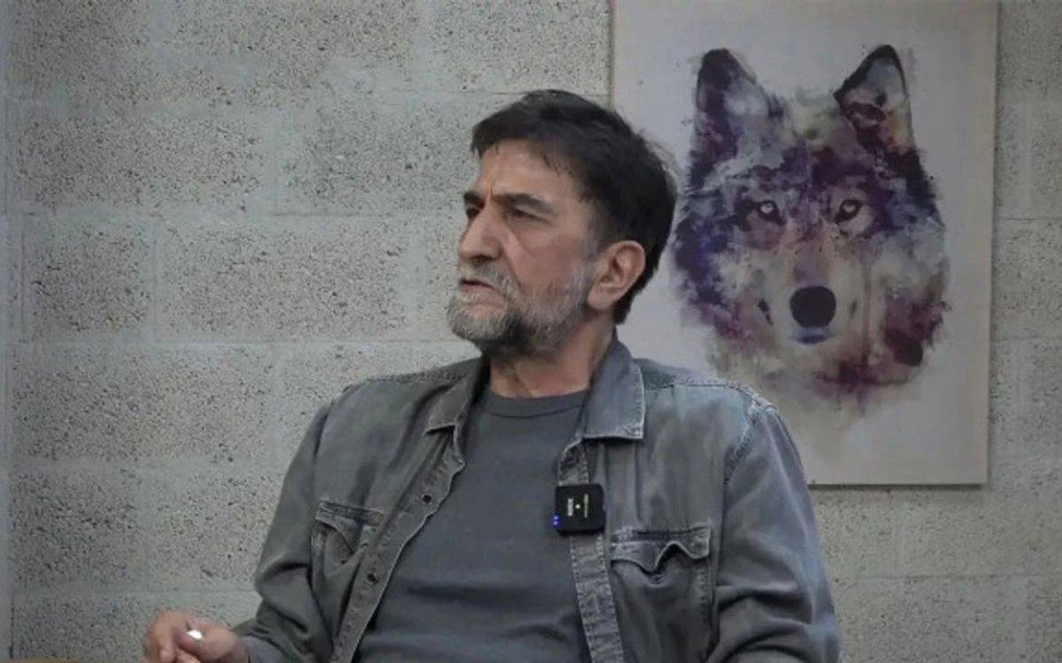 Yazar Nihat Genç, akciğer kanseri tedavisi gördüğü Ankara Gazi Hastanesi'nde 69 yaşında hayatını kaybetti.

serbestiyet.com/haberler/nihat…