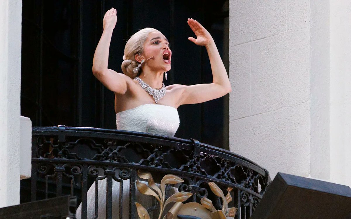 This is Rachel Zegler in Evita and also any New York apartment dweller when there's too much street noise