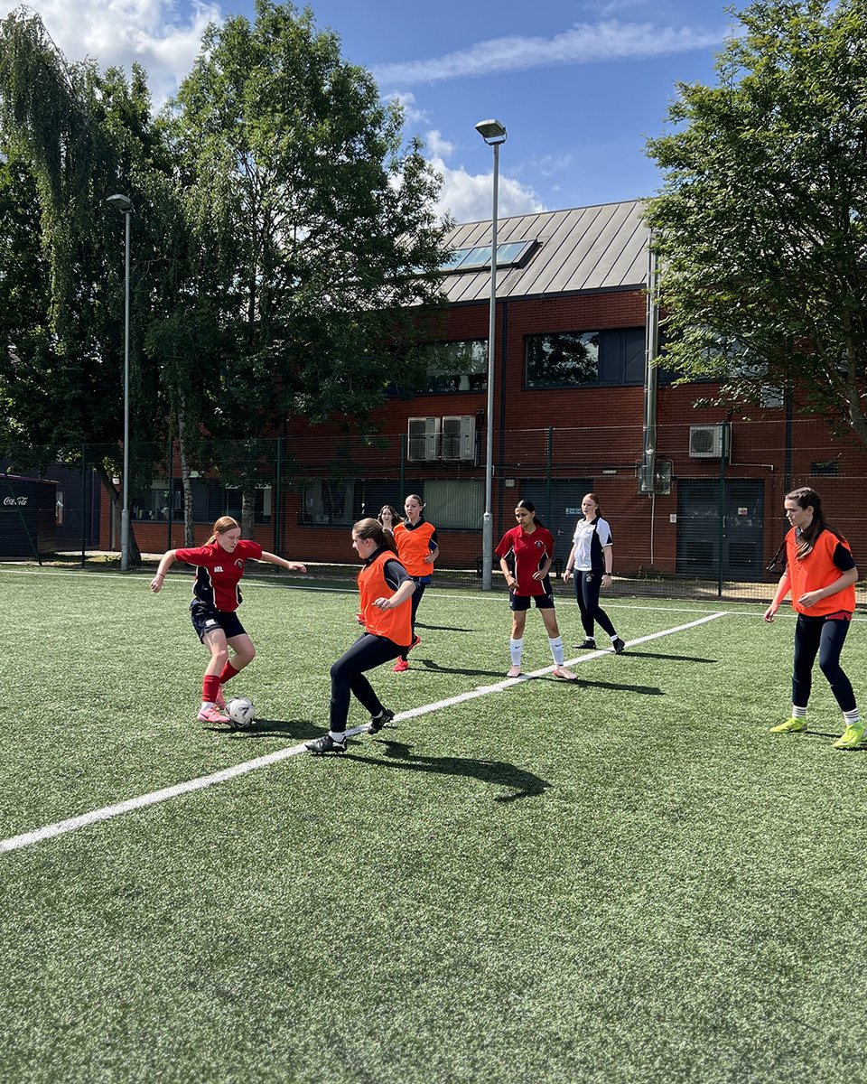 Halesowen College (@halesowencoll) on Twitter photo Yesterday we had a great time hosting students from <a href="/Redhill_School/">Redhill School</a> and <a href="/SummerhillSch/">Summerhill School</a> for taster sessions with our Halesowen Town Women’s Football Academy ⚽!
Thanks to everyone who joined us!!
<a href="/halesowentownfc/">Halesowen Town FC</a> <a href="/TownHalesowen/">Halesowen Town Academy</a>
#WomensFootball #HalesowenCollege Yesterday we had a great time hosting students from <a href="/Redhill_School/">Redhill School</a> and <a href="/SummerhillSch/">Summerhill School</a> for taster sessions with our Halesowen Town Women’s Football Academy ⚽!
Thanks to everyone who joined us!!
<a href="/halesowentownfc/">Halesowen Town FC</a> <a href="/TownHalesowen/">Halesowen Town Academy</a>
#WomensFootball #HalesowenCollege