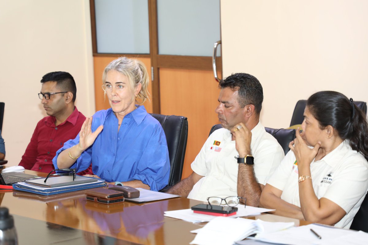 theGICHD's tweet image. 🇱🇰 #SriLanka is finalising its revised mine action strategy. We supported the process in Colombo, where the reviewed strategy was presented to government, operators &amp;amp; donors. The mission also included talks with NMAC, &amp;amp; a meeting with @WFPSriLanka explore greater collaboration.