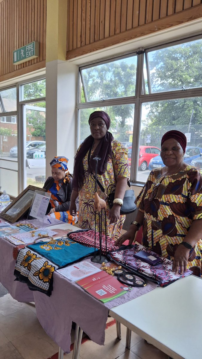 Refugees are not voiceless they’re leaders, carers, builders of community.

This #RefugeeWeek in Lewisham, we stood with London Refugee Forum to honour the strength and stories of those forced to rebuild. 

Health justice means showing up, listening, and making space.