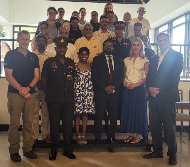 theGICHD's tweet image. 🇱🇰 #SriLanka is finalising its revised mine action strategy. We supported the process in Colombo, where the reviewed strategy was presented to government, operators &amp;amp; donors. The mission also included talks with NMAC, &amp;amp; a meeting with @WFPSriLanka explore greater collaboration.
