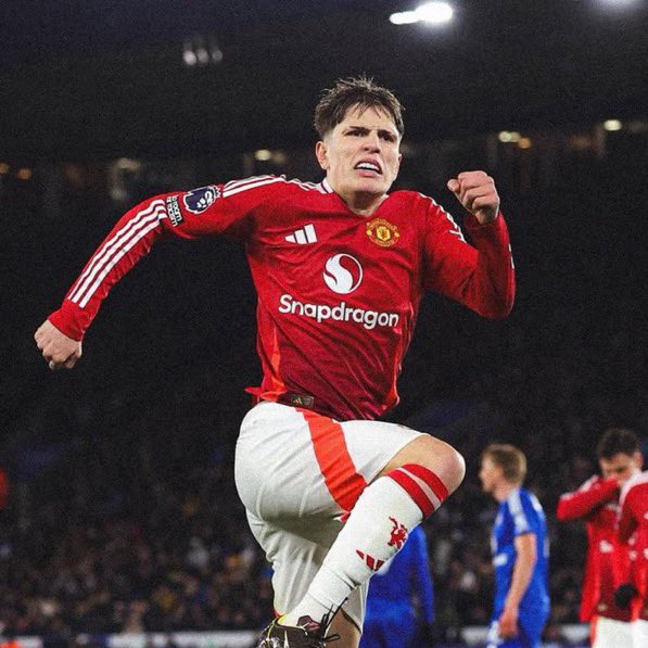 🚨 BREAKING: 

Marcus Rashford, Antony, Alejandro Garnacho, Tyrell Malacia, Jadon Sancho have all informed Manchester United they wish to leave.

Man Utd have delayed their return date until later in July to allow them time to explore solutions further.
