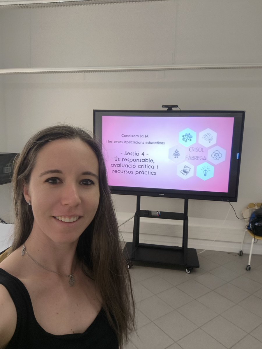 I amb aquesta sessió tanquem una setmana intensa de formacions amunt i avall.
Una setmana plena d’aprenentatges que ha valgut molt la pena!

Gràcies, <a href="/newfocus2/">Jose Ramon Albiach</a> de l'IDP de la <a href="/UB/">UB</a>, una vegada més, per la confiança! 🙌