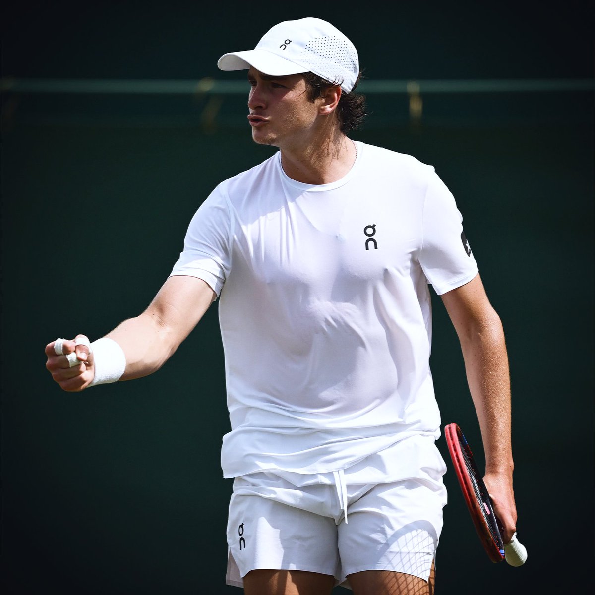 caplessmax's tweet image. vamos 🤞🏽