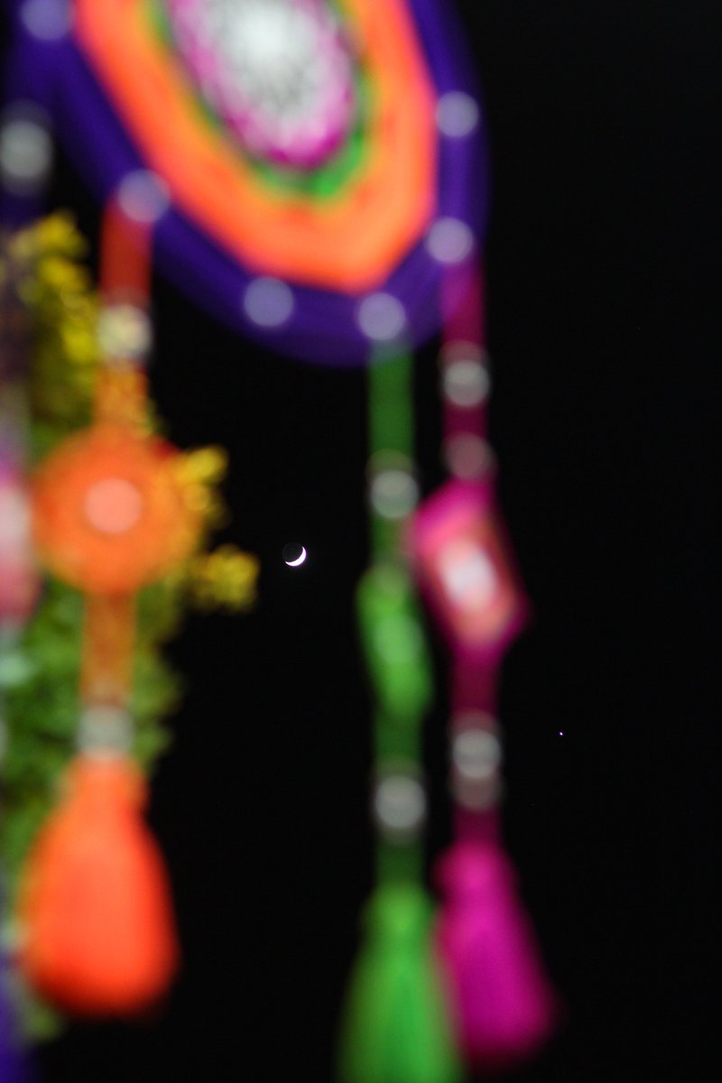 ArtByMinaa's tweet photo. Evening🖤

Add these two pieces as 1/1 to my @objktcom 

🌙1/1     30 $XTZ

[[Between Us]]

https://t.co/ct5IvIhO3U

[[The Moon Behind the Branches]]

https://t.co/CIf23dGBIg

#tezosnft #rezos #photograghy #NFTPhotography https://t.co/iFGUOVpQBe