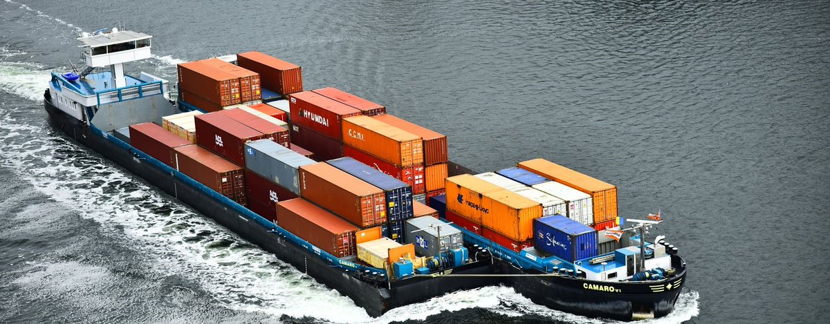 Binnenvaartschippers voorziet Meld- en Informatiepunt CDNI (M&amp;I) portofrotterdam.com/nl/zeevaart/fo… nog in uw  behoefte? Geef uw mening via analyse.binnenvaart.nl/index.php/3688…
#PortofRotterdam #Rotterdam #KBN