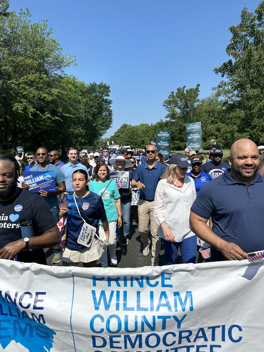 SenatorHashmi's tweet image. Celebrated our democracy and independence in Dale City today with @YVindman @jonesjay @SpanbergerForVA and our local and state delegation!