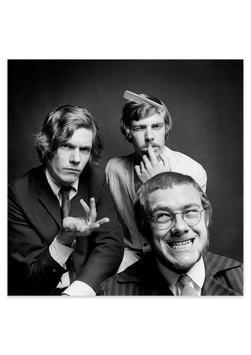 frippofficial's tweet image. Being released today:
★ The Cheerful Insanity of Giles, Giles & Fripp (The Songs)
200gm vinyl or CD
★ A Selection from The Brondesbury Tapes, 200gm vinyl
★ The Brondesbury Tapes, CD
Order at Burning Shed: burningshed.com/index.php?rout…