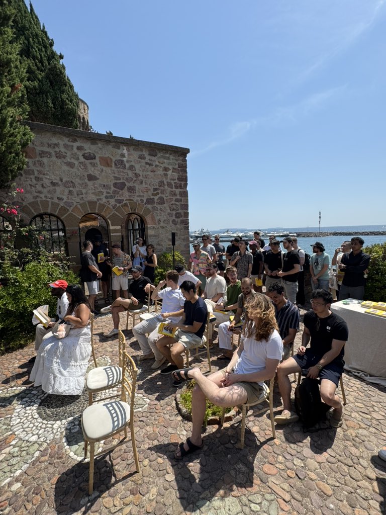 NarwhalTan's tweet photo. Some snippets from @hypurr_co Gathers - ETHCC Cannes!

Our craziest one yet.
We took over a CASTLE with @zellic_io @Theo_Network @hyperdrivedefi @IMCTrading @felixprotocol @nolimithodl 

Had over 120 people attend, and also enjoyed a cultural literature piece of crypto - “The Degenerates” by Raeden Richardson.