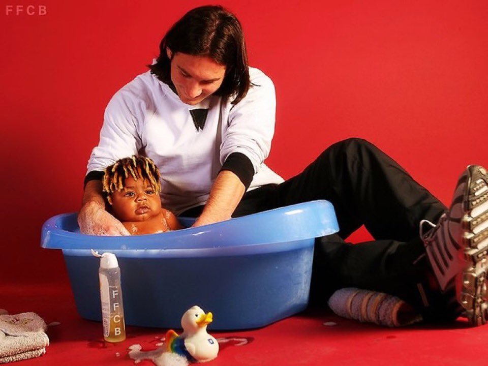 catematee's tweet image. So this picture was fake all along💔💔😭