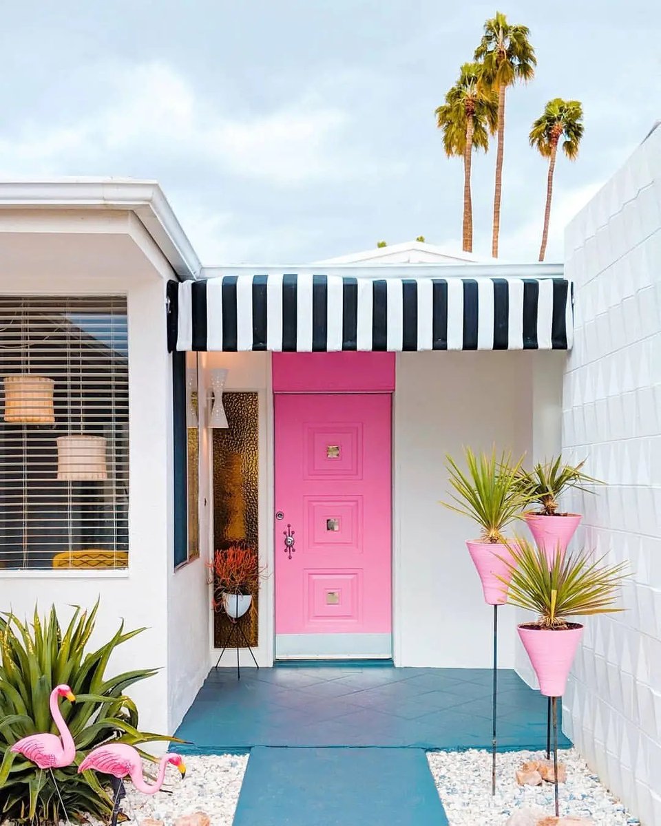 ModernismWeek's tweet image. Pretty in pink 💗🦩

📷: #PSModSquad alum @tomwindeknecht